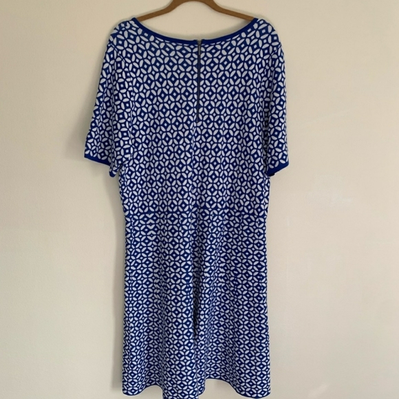 ⏰1 DAY ONLY FLASH SALE PRICE 🍂 ABSOLUTELY GORGEOUS TALBOTS SWEATER DRESS - Picture 3 of 7